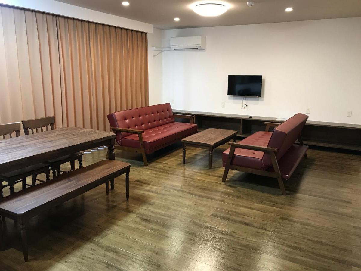 Mr.Kinjo Inn Rycom Kitanakagusuku Екстер'єр фото